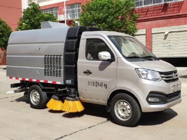 长安小型扫路车 国六