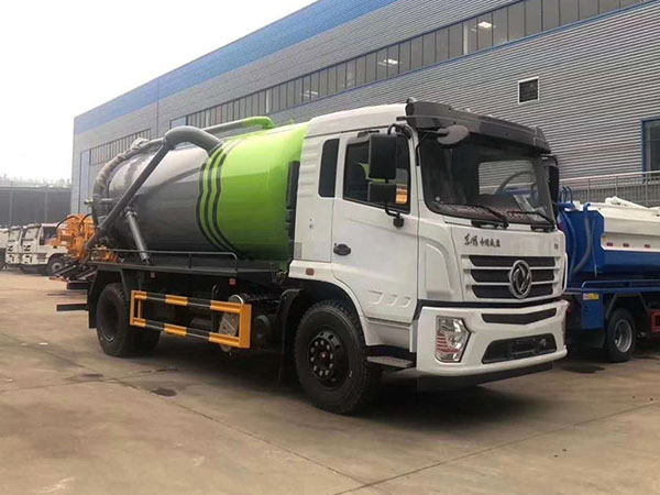 东风专底D3国六吸污车