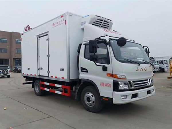 江淮骏铃V6国六冷藏车