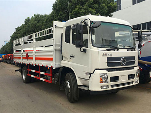东风天锦国六气瓶车运输车